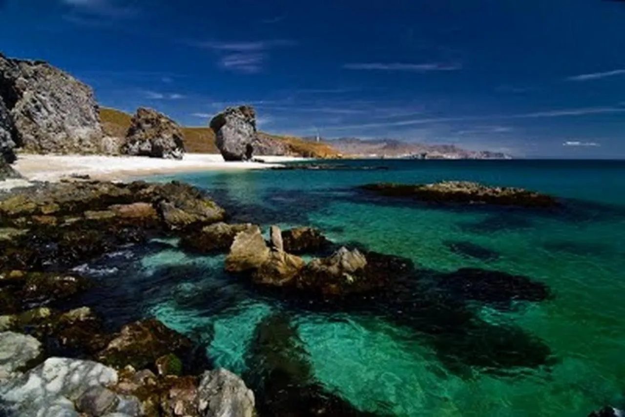 Paraiso de Vera Playa: Beachfront Apartment with Pool Views Spain