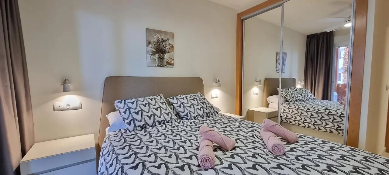 Paraiso de Vera Playa: Beachfront Apartment with Pool Views